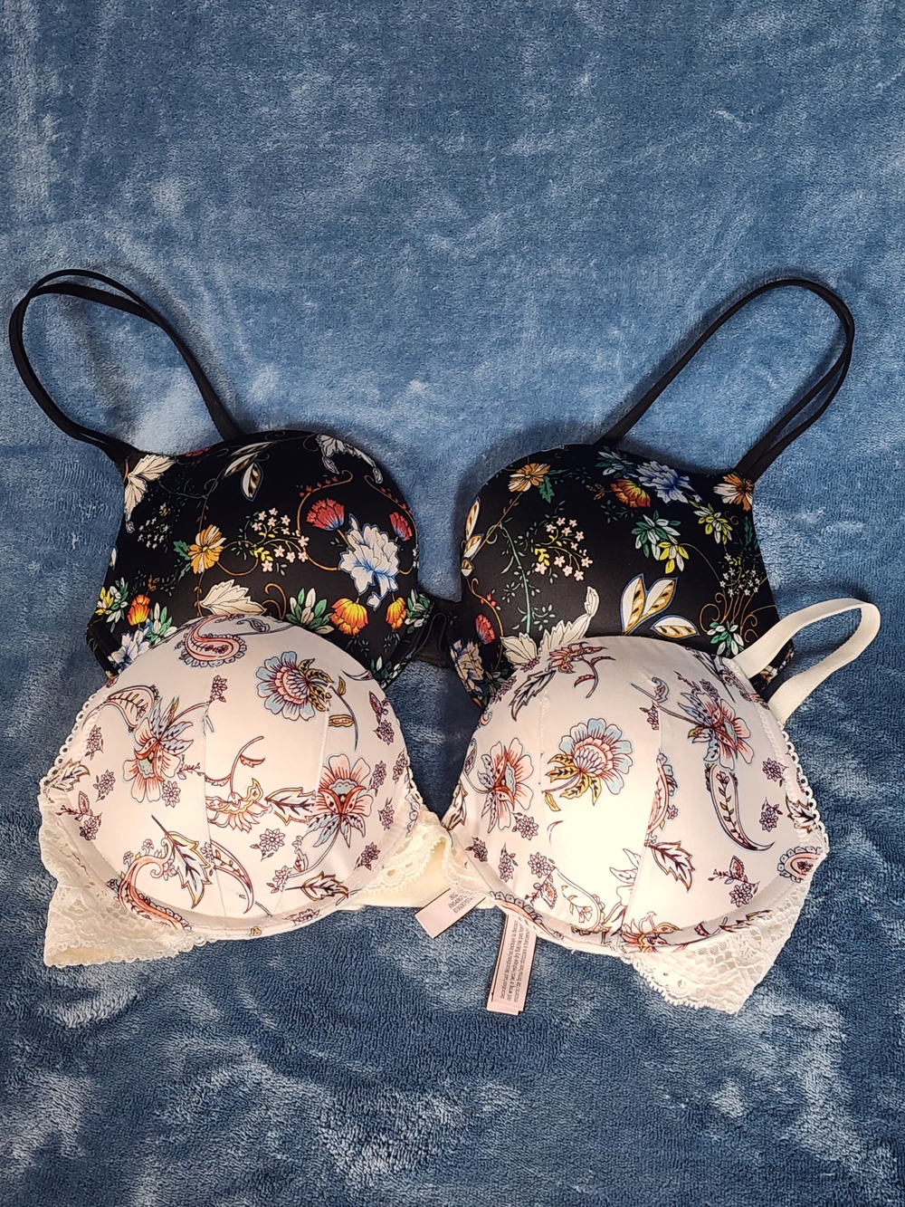 Victoria's Secret Floral Underwire Bra Duo - Black & Cream